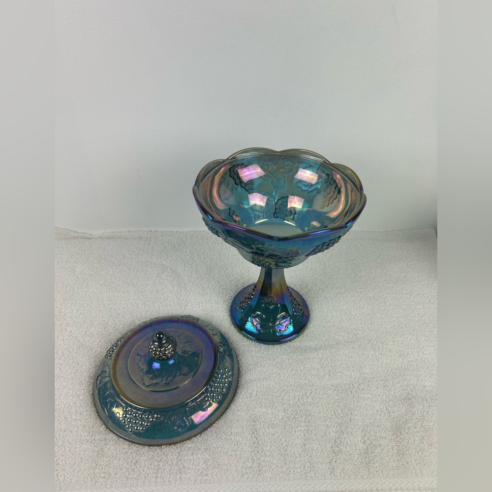 VTG Indiana Glass Iridescent Blue Carnival Harvest Grape Pedestal Compote w/ Lid